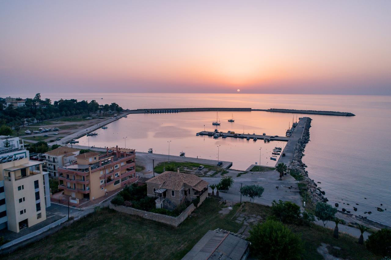 Ta Spitakia Tsarbopoulos キパリシア エクステリア 写真